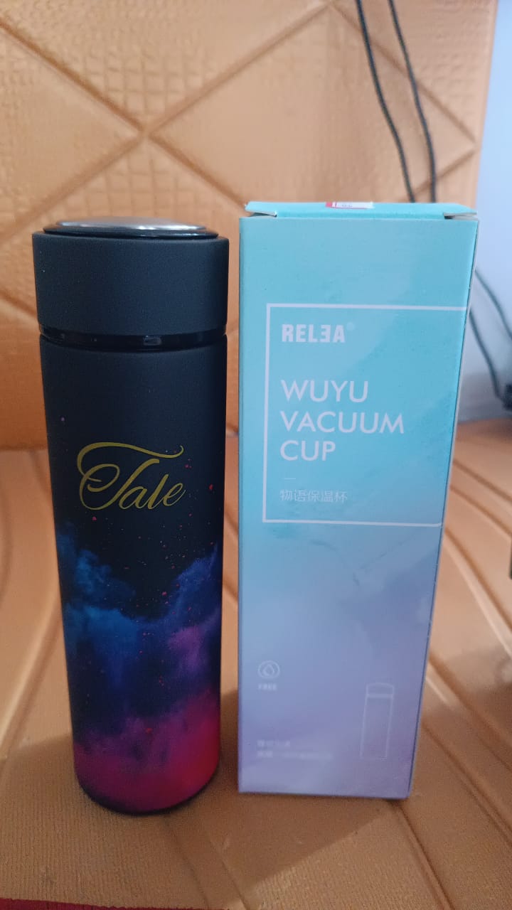 Stainless Steel Coloured Insulated Water Bottle (450ml Approx) Stainless Steel Coloured Insulated Water Bottle (450ml Approx)